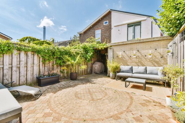 Cost of Courtyard Patio Service in Denver